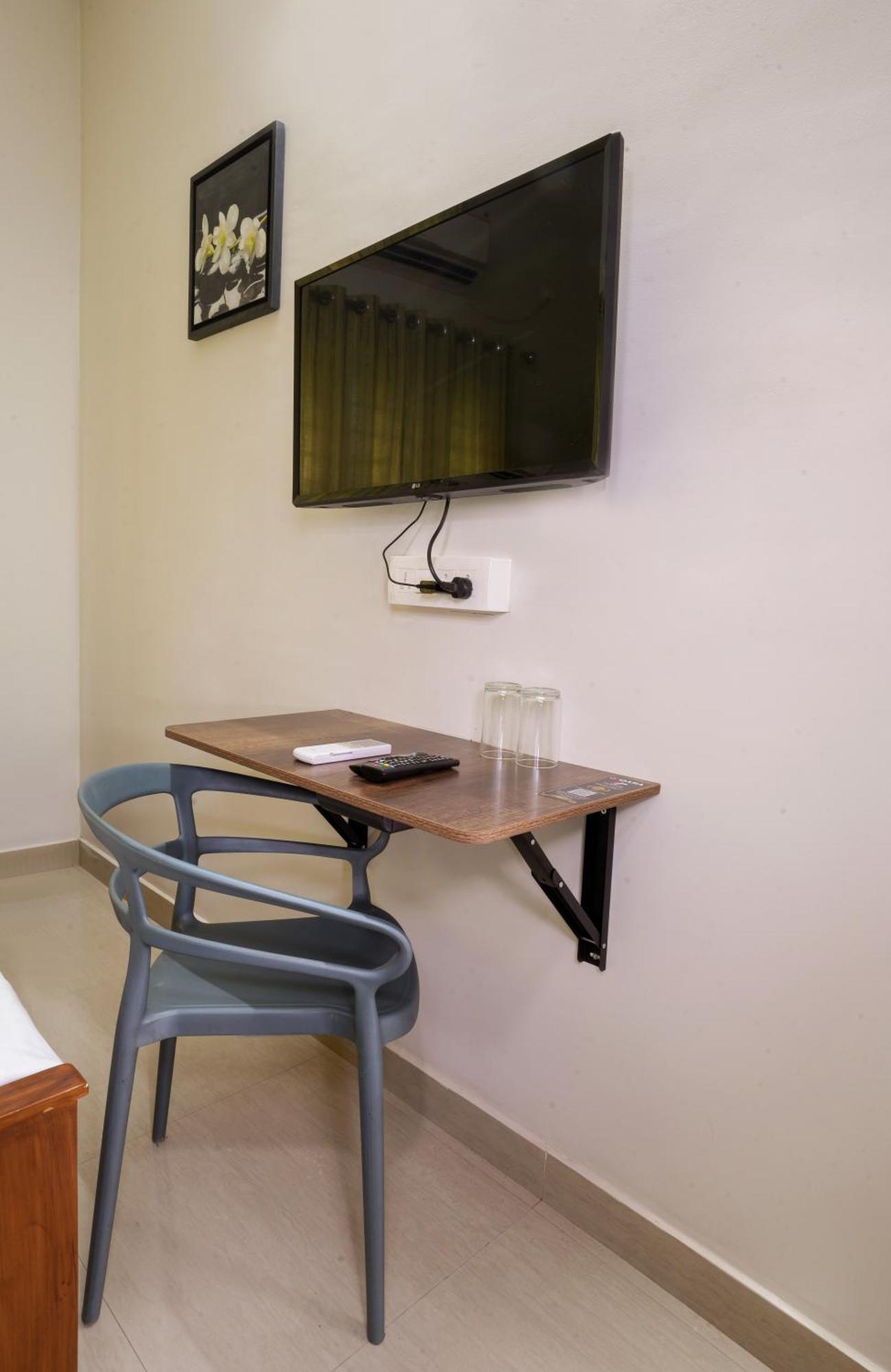 Swapna Home Suites Nedumbassery Zewnętrze zdjęcie