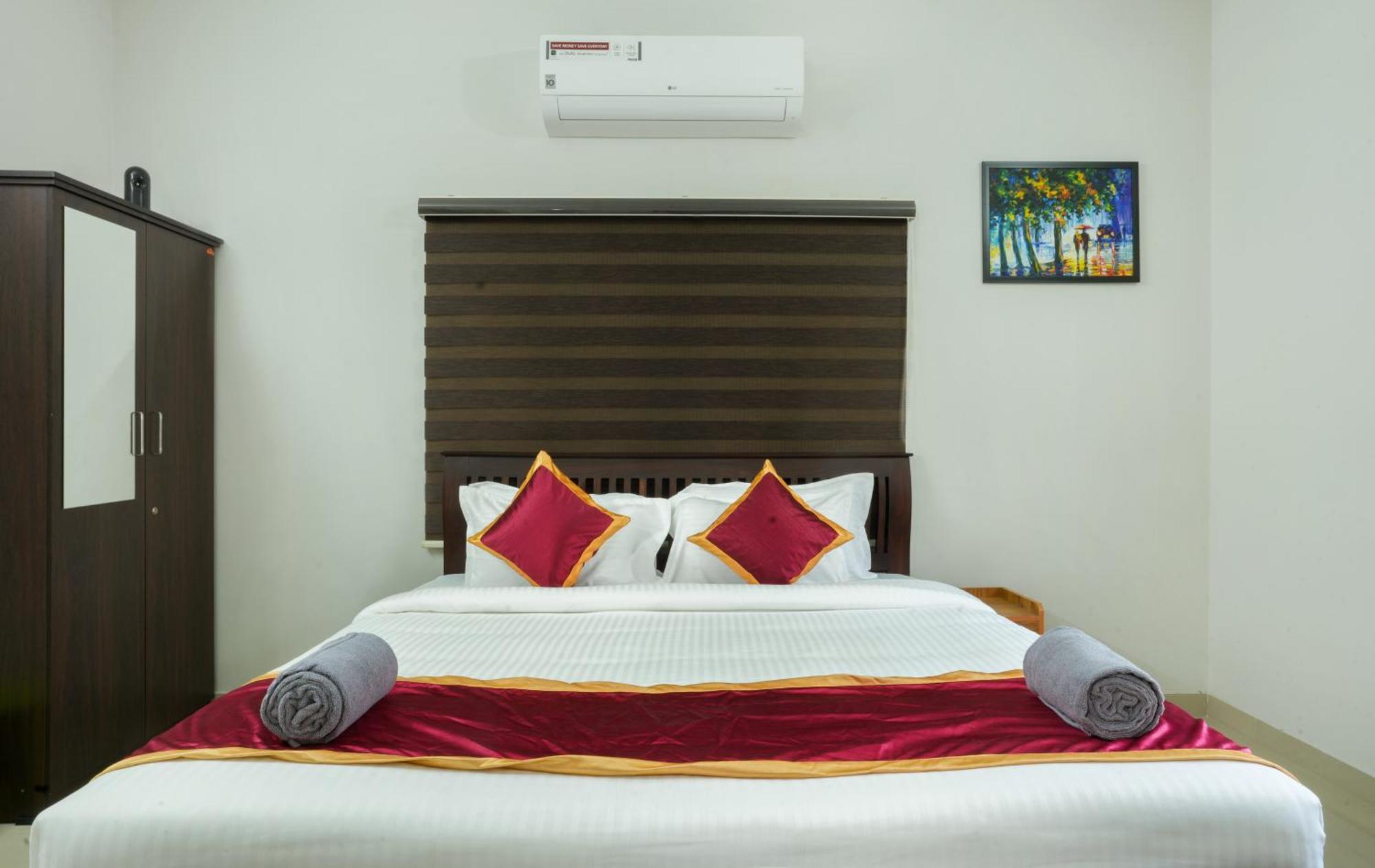 Swapna Home Suites Nedumbassery Zewnętrze zdjęcie